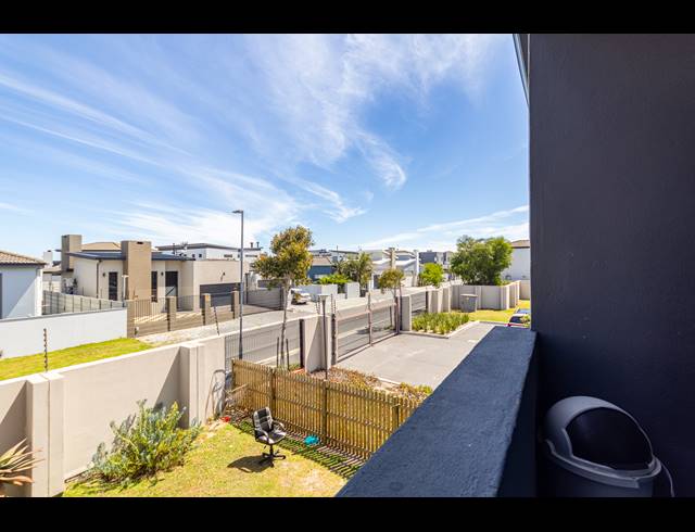 2 BEDROOM APARTMENT TO LET IN PARKLANDS NORTH